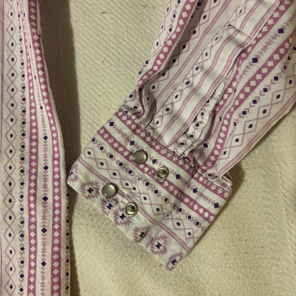 Pink Aztec button up - Picture 4 of 5